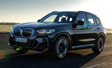 BMW iX3 Review (2021) Parkers