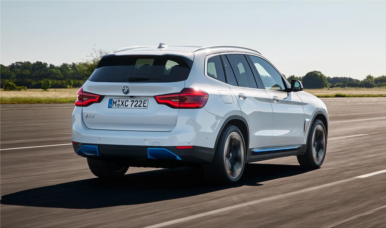The new BMW iX3 electric SUV specs and pictures Electric Hunter